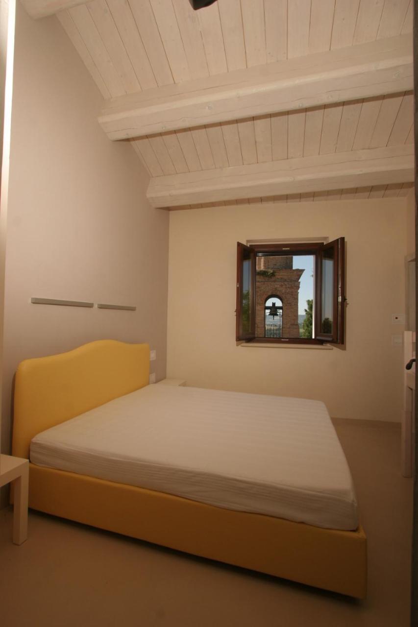 Agriturismo Pozzuolo Serrungarina Pokoj fotografie