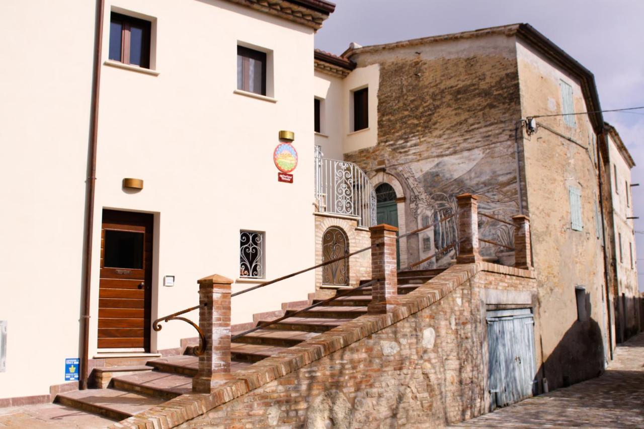 Agriturismo Pozzuolo Serrungarina Exteriér fotografie